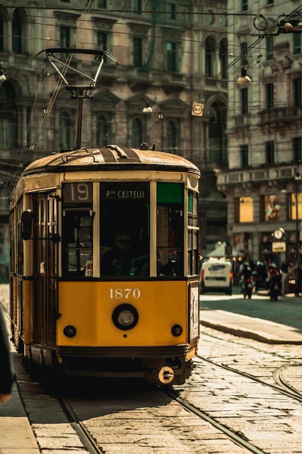 Comecasa Duomo - San Babila Lovely Apartment ミラノ エクステリア 写真