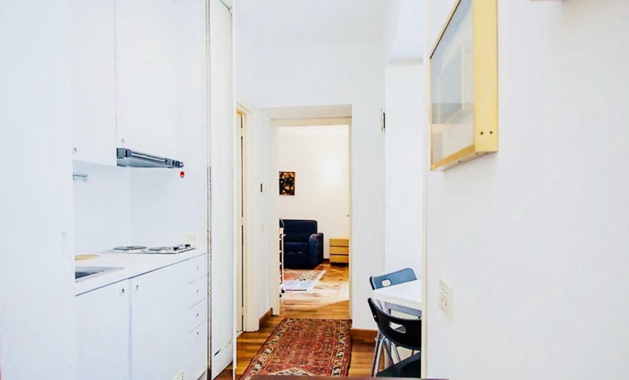 Comecasa Duomo - San Babila Lovely Apartment ミラノ エクステリア 写真