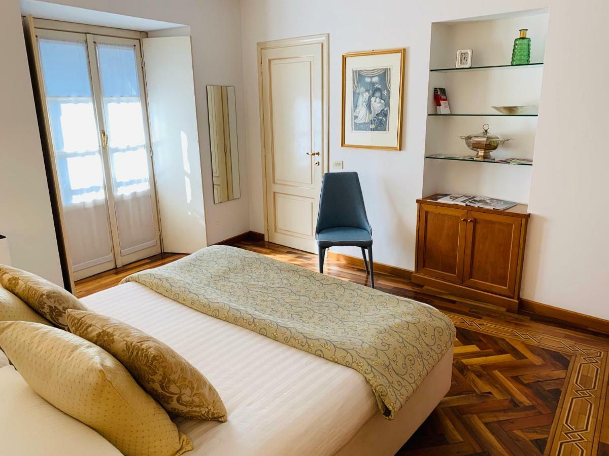 Comecasa Duomo - San Babila Lovely Apartment ミラノ エクステリア 写真